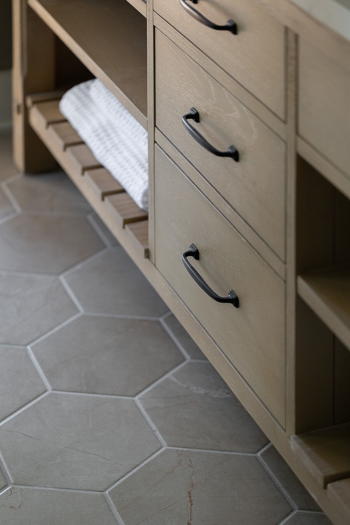 004 102 Tristan Rd Internet